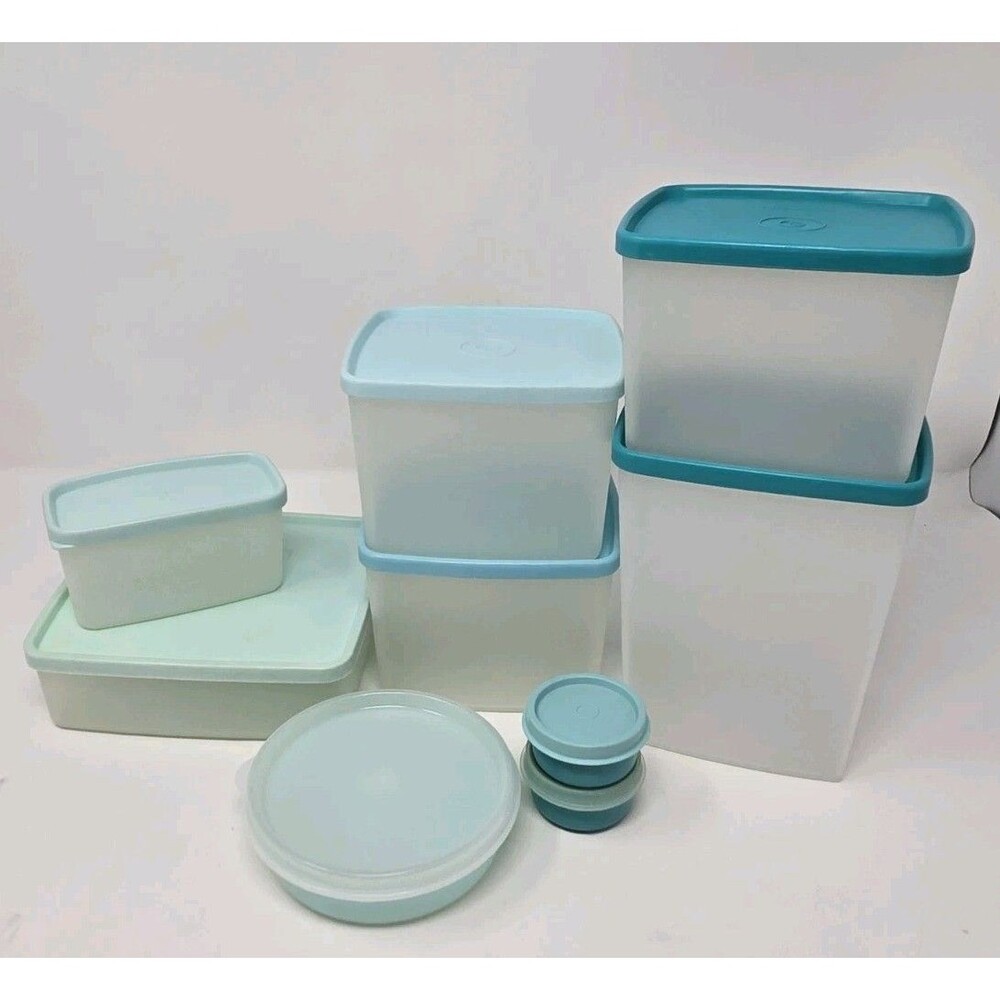 VINTAGE TUPPERWARE LOT OF 18 FOOD STORAGE TEAL SEAFOAM GREEN STACKABLE 1990s